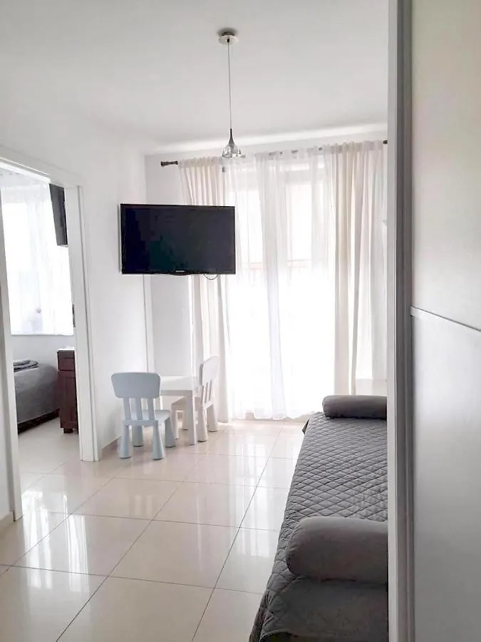 Apartament Justyna Kołobrzeg 0*,  Polonia